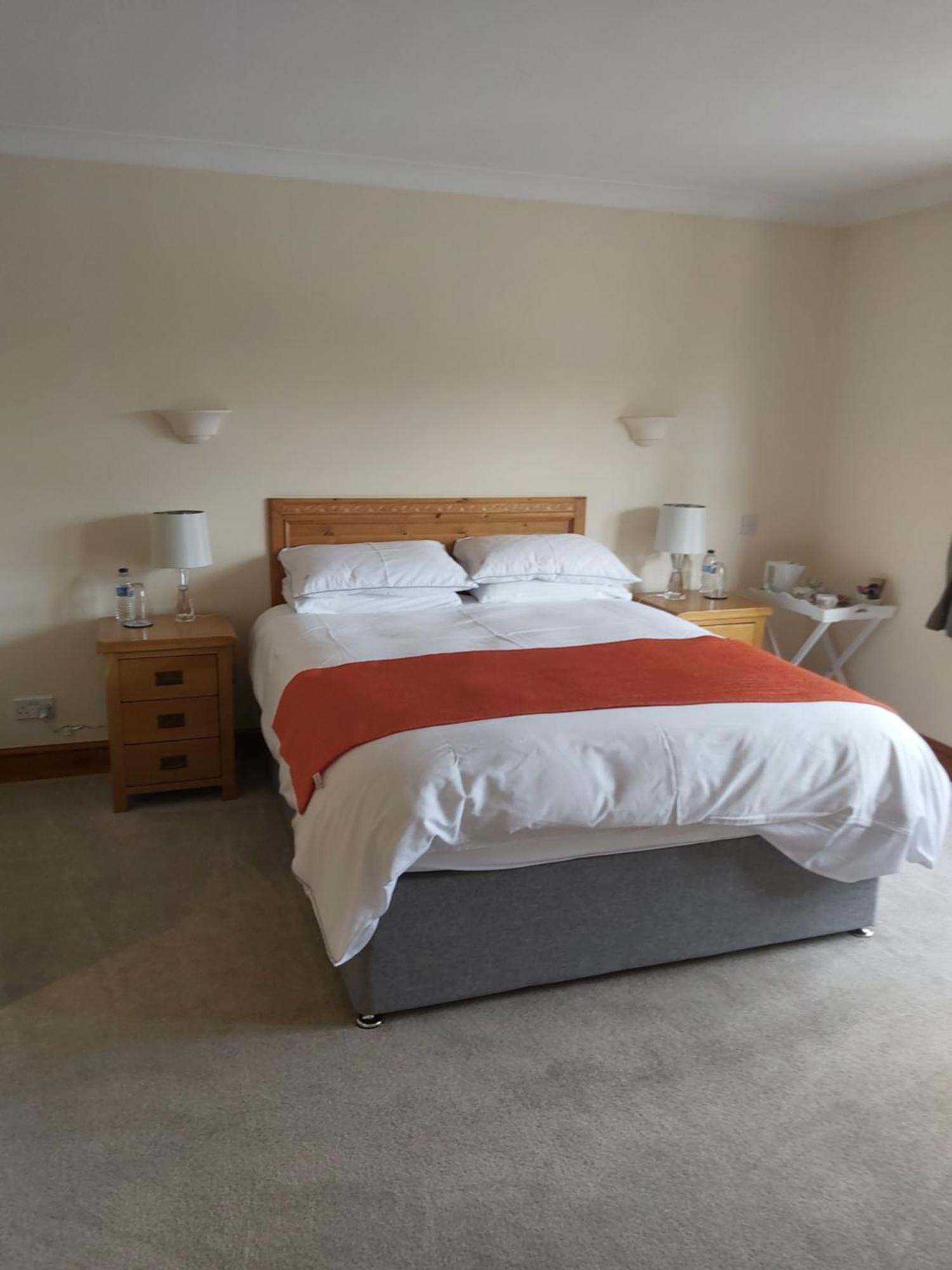 Byerley House Bed & Breakfast Нюмаркет Стая снимка